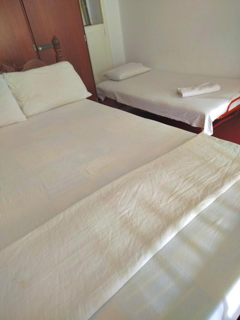 No 06 Veediya Bandara Lane Bahirawakanda Kandy Kültér fotó
